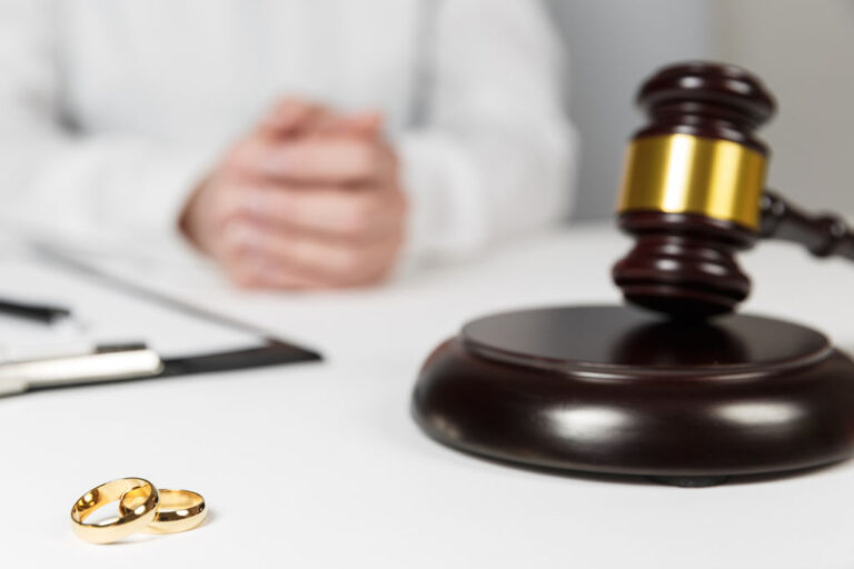 حقوق مالی کلیدی زن در طلاق توافقی